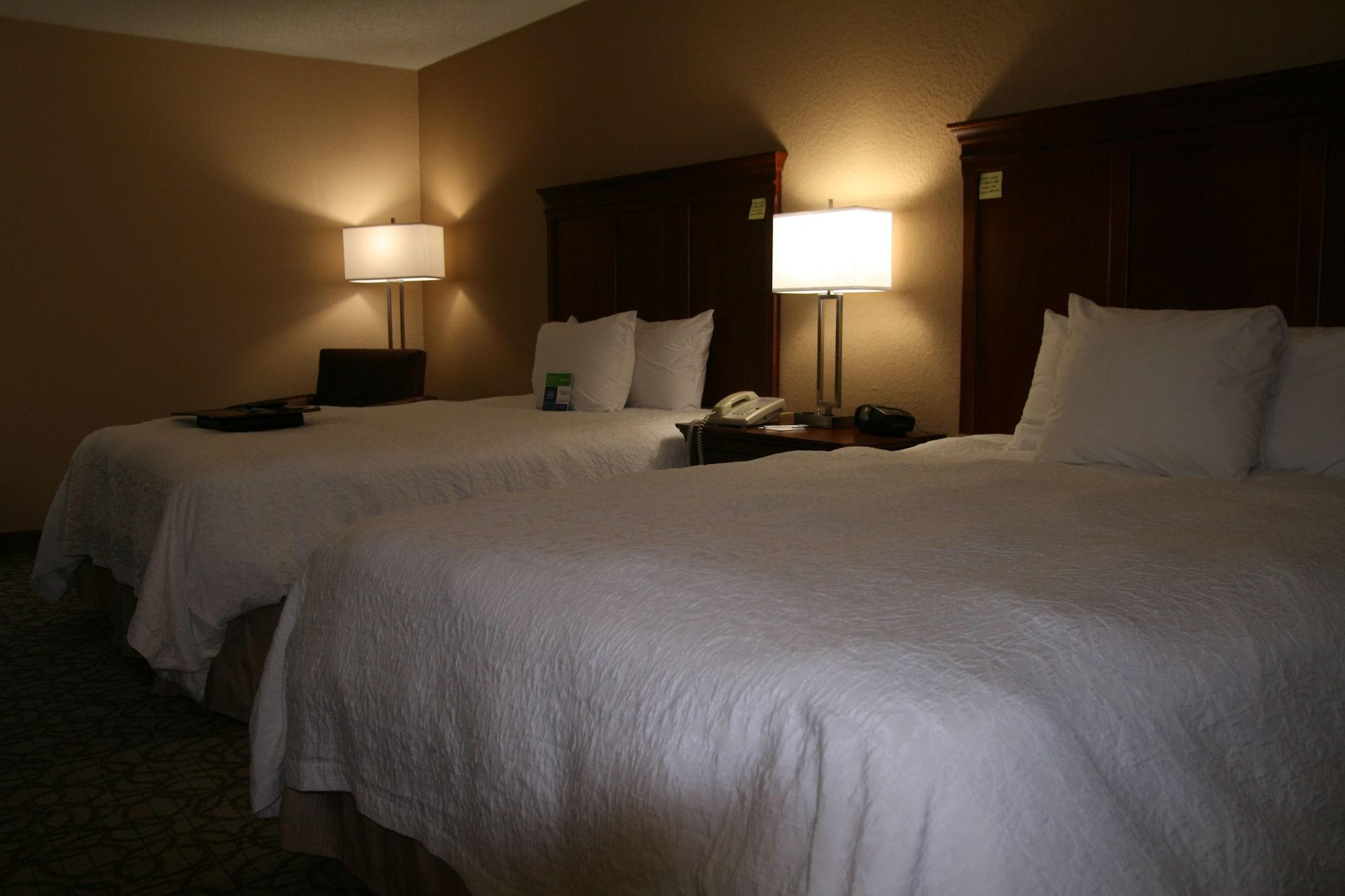 Hampton Inn Гейнсвил Екстериор снимка